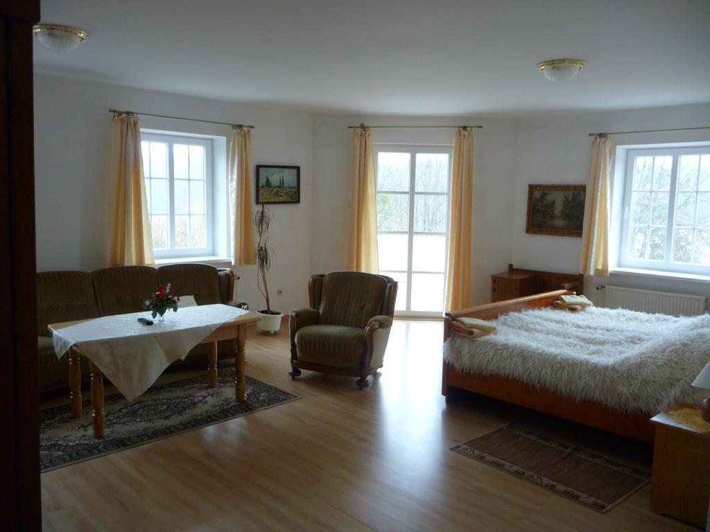 Palac Wojciechy Екстериор снимка